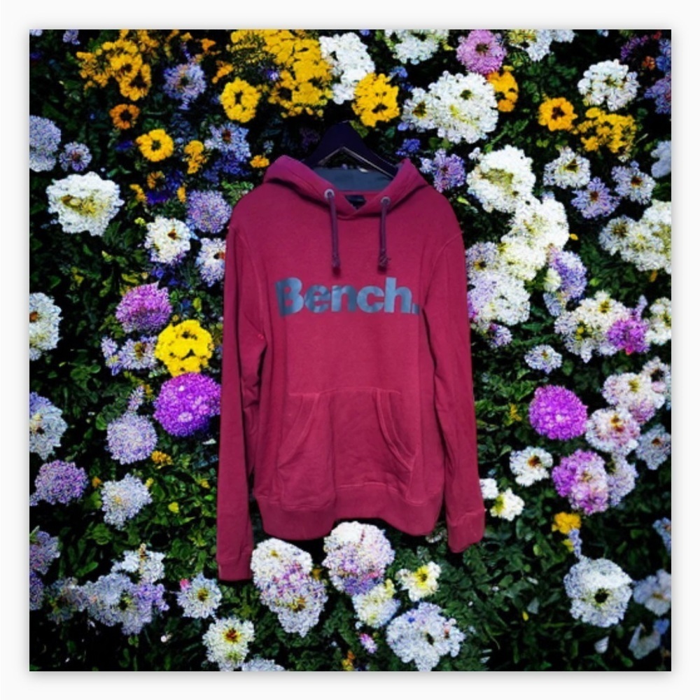 Bench logo hoody -Berry -Grey- Contrast detail -Logp patch -Sz L- VGUC​​ - Picture 4 of 5